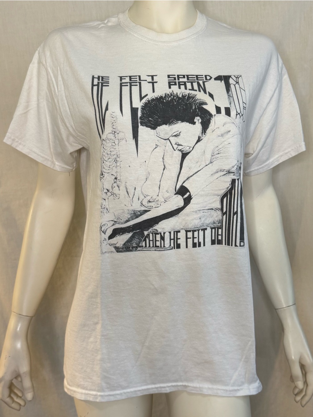Sex Pistols Sid Vicious white short sleeve t shirt size medium